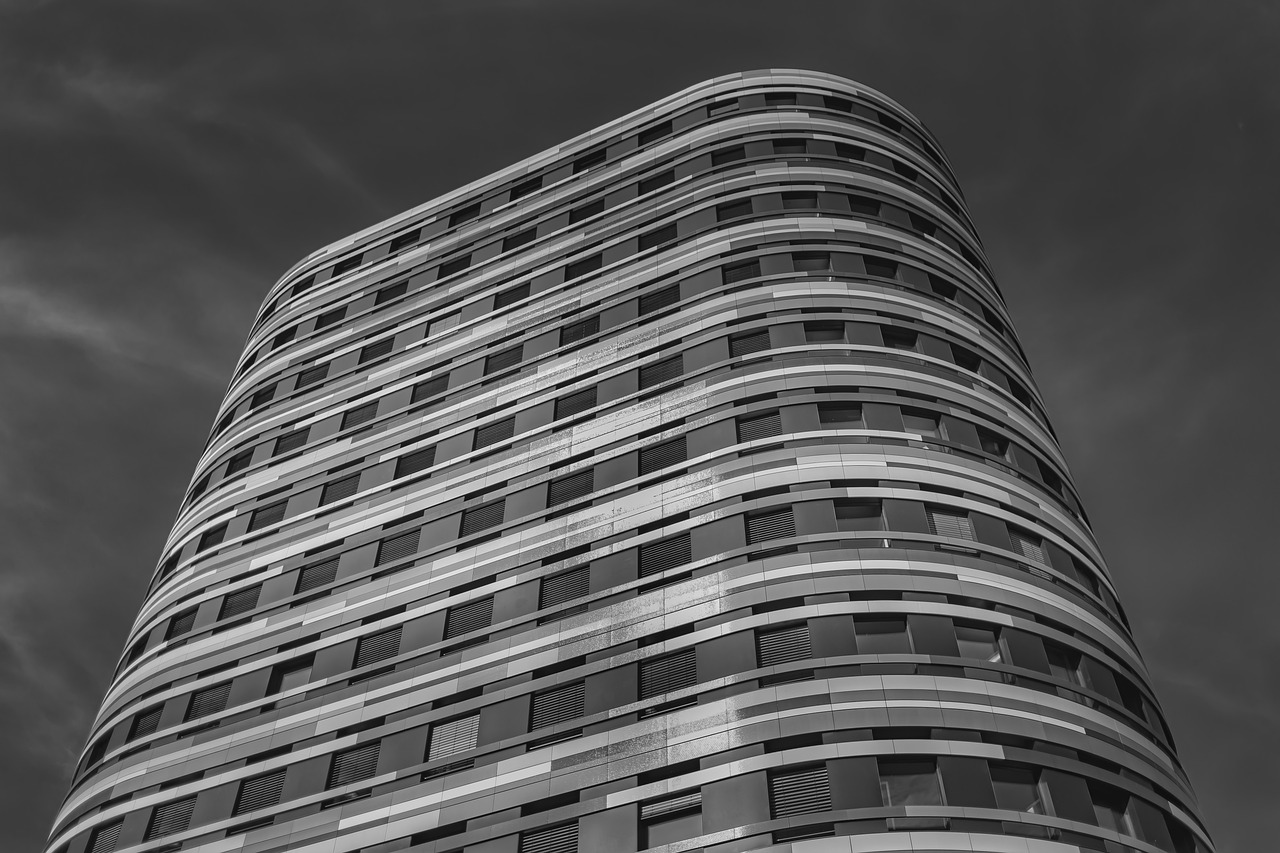 تسويق رقمي فعال: استراتيجيات مبتكرة لزيادة المبيعات عبر الإنترنت